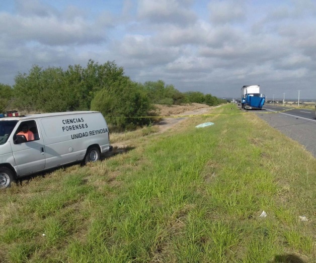 Iban a la playa de Matamoros, pero trailero lo mata en carretera Iban a la playa de Matamoros, pero trailero lo mata en carretera