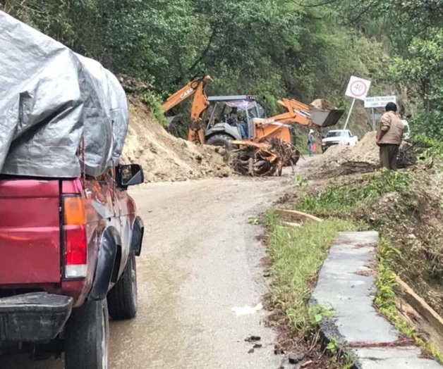 Autoridades atienden afectaciones ocasionadas por Calvin en Oaxaca Autoridades atienden afectaciones ocasionadas por Calvin en Oaxaca