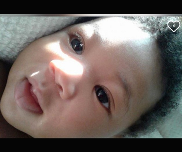 Bebé recibe disparo fatal en brazos de su padre Bebé recibe disparo fatal en brazos de su padre