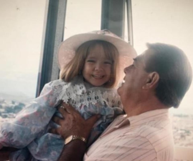 Ariadne Díaz dice adiós a su abuelo con emotivo mensaje Ariadne Díaz dice adiós a su abuelo con emotivo mensaje