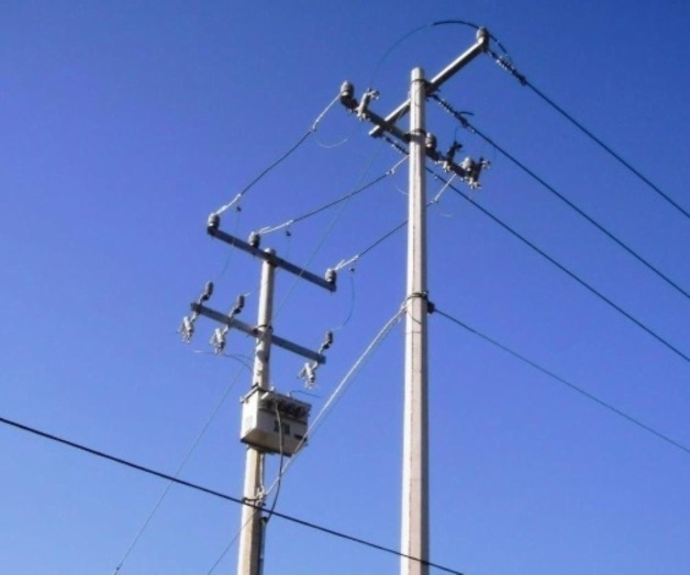 Reportan cortes de luz en Monterrey Reportan cortes de luz en Monterrey