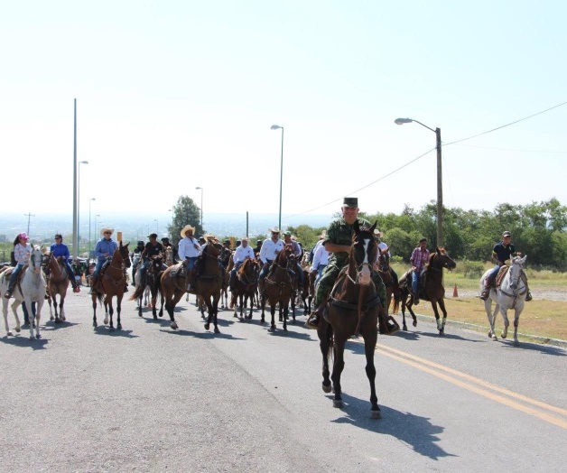 SEDENA realiza caminata y cabalgata en cuartel de Victoria SEDENA realiza caminata y cabalgata en cuartel de Victoria