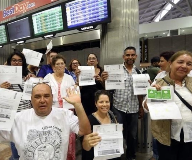 Varios retrasos en vuelos de Viva Aerobús generan quejas de pasajeros Varios retrasos en vuelos de Viva Aerobús generan quejas de pasajeros