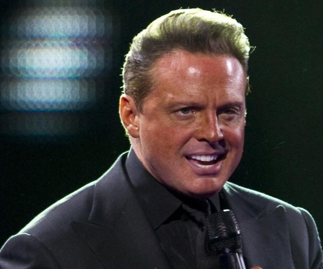 Quieren que devele placa Quieren que devele placa