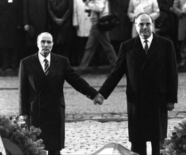 Muere el excanciller alemán Helmut Kohl Muere el excanciller alemán Helmut Kohl