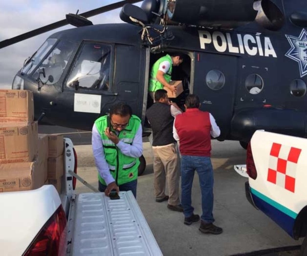 Oaxaca: Reanudan puente aéreo para proporcionar ayuda