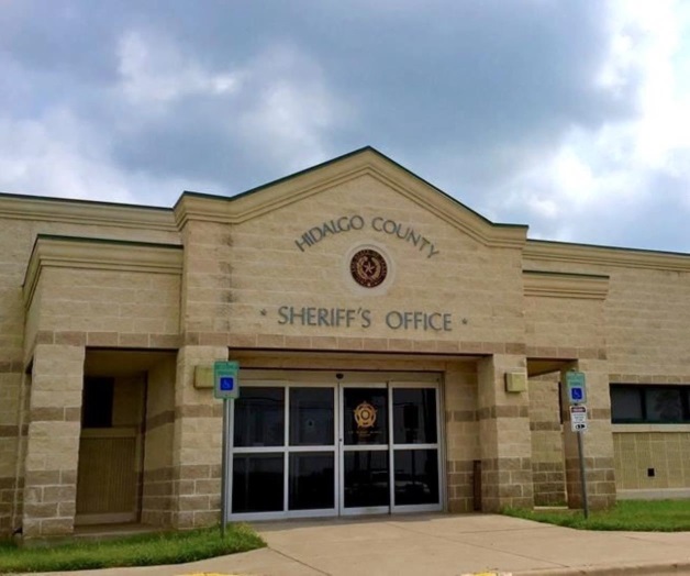 Aprehenden a un agente por intoxicación en vía pública Aprehenden a un agente por intoxicación en vía pública