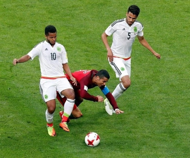 México rescata el empate ante Portugal México rescata el empate ante Portugal