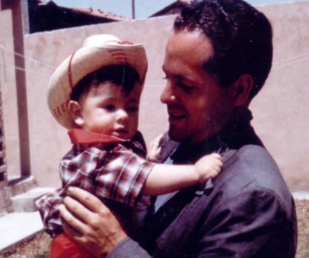 Recuerda Peña Nieto a su padre con mensaje en redes sociales