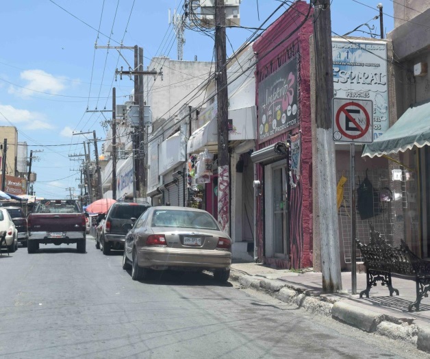 Persiste violación al reglamento de vialidad Persiste violación al reglamento de vialidad