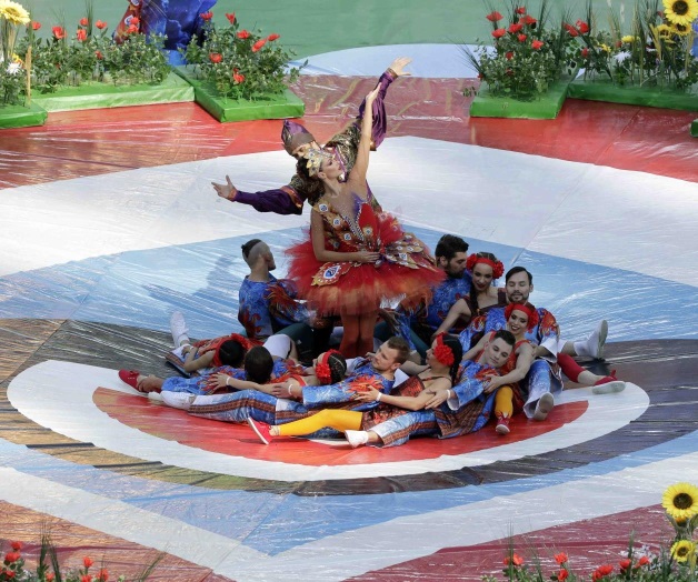 DEBUT TRIUNFAL DEBUT TRIUNFAL