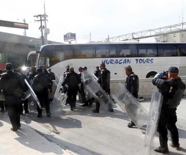 Trasladan a 38 reos peligrosos del Topo Chico a penales federales Trasladan a 38 reos peligrosos del Topo Chico a penales federales