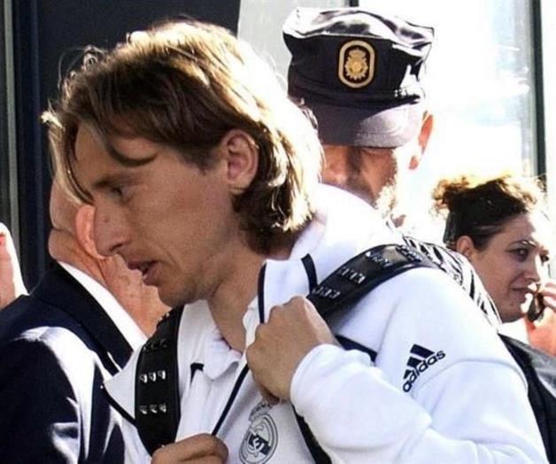 Fiscalía croata investiga a Modric por falso testimonio Fiscalía croata investiga a Modric por falso testimonio