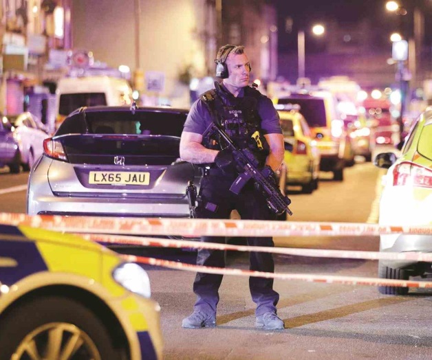 Otro ataque en Londres: atropellan a transeúntes