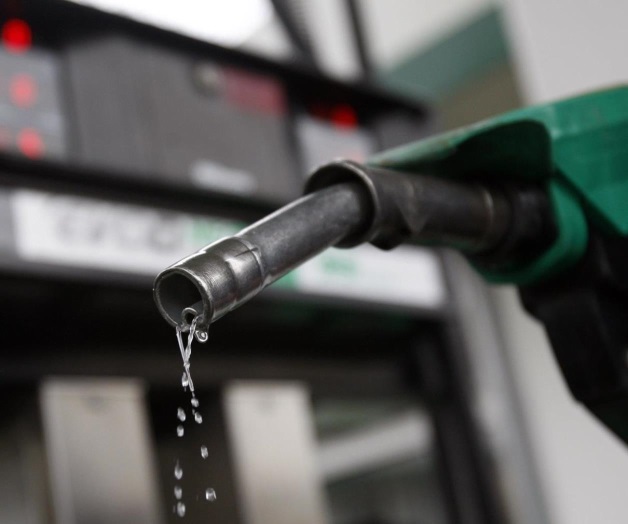 Escasea gasolina;trastoca vida diaria. No cubre Pemex sus necesidades Escasea gasolina;trastoca vida diaria. No cubre Pemex sus necesidades