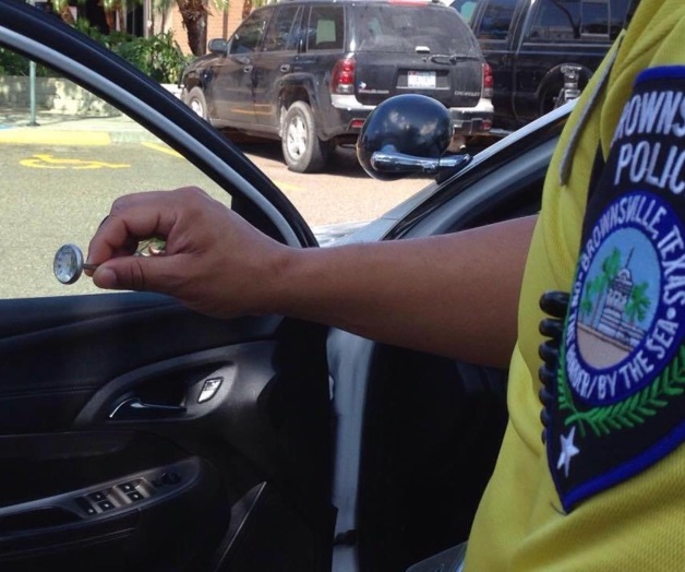 Buscan evitar muerte de niños en autos cerrados Buscan evitar muerte de niños en autos cerrados