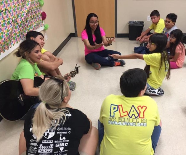 Realizan campamentopara menores autistas Realizan campamentopara menores autistas