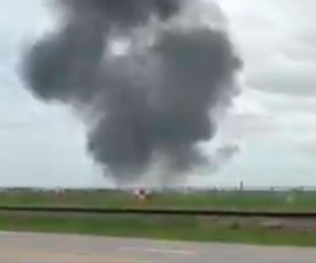 Piloto resulta lesionado al incendiarse avión militar Piloto resulta lesionado al incendiarse avión militar