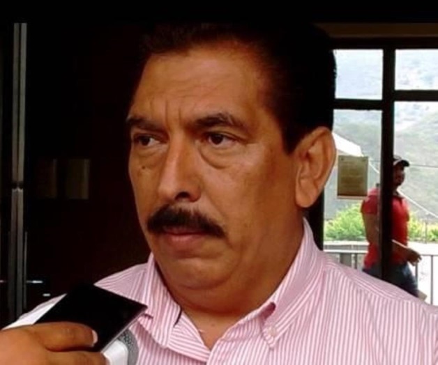 Detienen a edil y subdirector de SP por nexos con el narcotráfico en Jungapeo Detienen a edil y subdirector de SP por nexos con el narcotráfico en Jungapeo