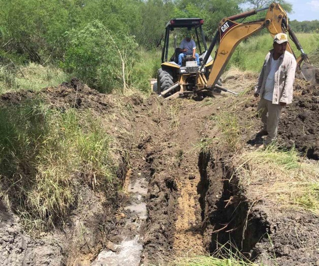 Buscan solución a problema del agua en SF Buscan solución a problema del agua en SF