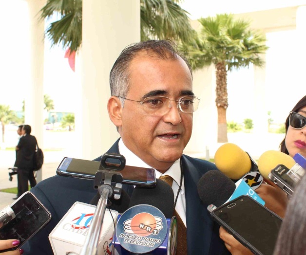 Rechazan suspender clases por amenazas Rechazan suspender clases por amenazas