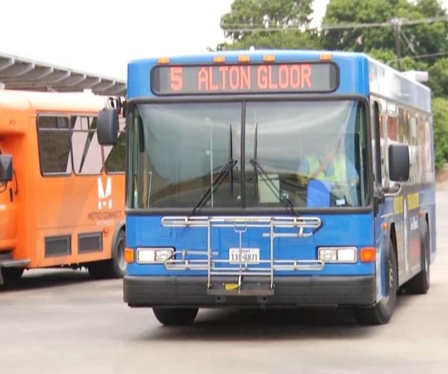 Afecta calor unidades del transporte público Afecta calor unidades del transporte público