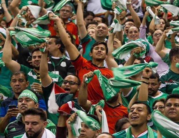 Aficionados piden evitar grito ehhhh pu... Aficionados piden evitar grito ehhhh pu...