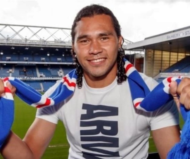 Gullit Peña y Lalo Herrera firman 3 años con Rangers Gullit Peña y Lalo Herrera firman 3 años con Rangers