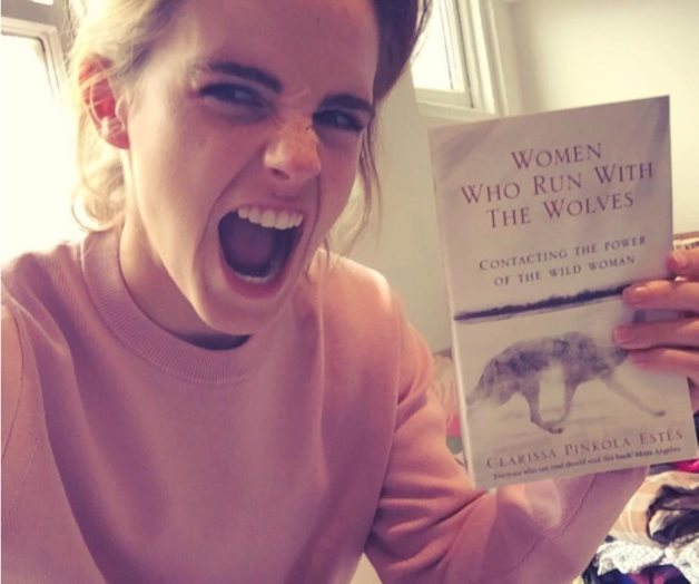 Regala Emma Watson libros en París