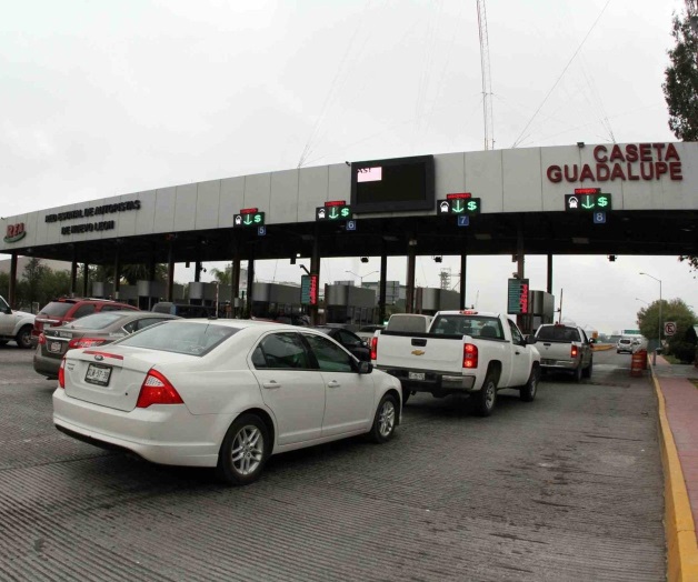 Pretende Gobierno de NL cobrar a autos foráneos Pretende Gobierno de NL cobrar a autos foráneos