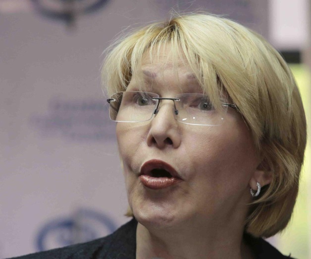 Tribunal amenaza a fiscal venezolana Tribunal amenaza a fiscal venezolana