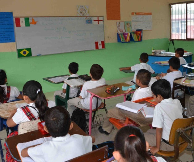 Todo lo que piden esuna graduación digna. Al concluir estudios de primaria Todo lo que piden esuna graduación digna. Al concluir estudios de primaria