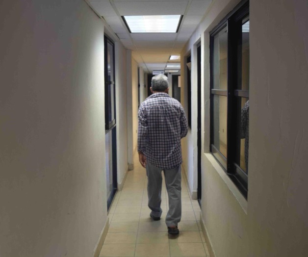 Atracan a viejito después de cobrar apoyo de 65 y Más Atracan a viejito después de cobrar apoyo de 65 y Más