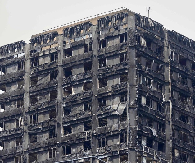 Un refrigerador, el origen del incendio en torre de Londres