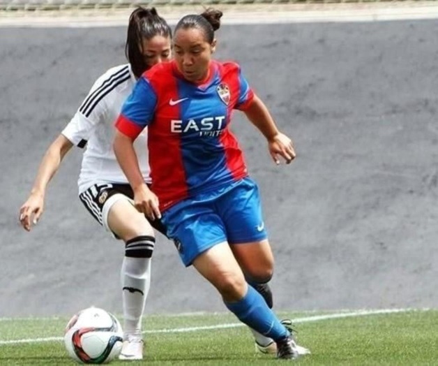 Renueva Charlyn Corral con el Levante Renueva Charlyn Corral con el Levante