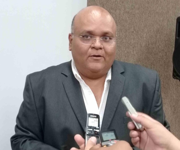 Monitorean abasto de medicina Monitorean abasto de medicina