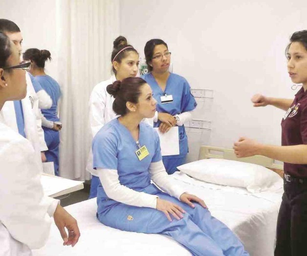 Incentivará colegio la carrera de enfermería Incentivará colegio la carrera de enfermería