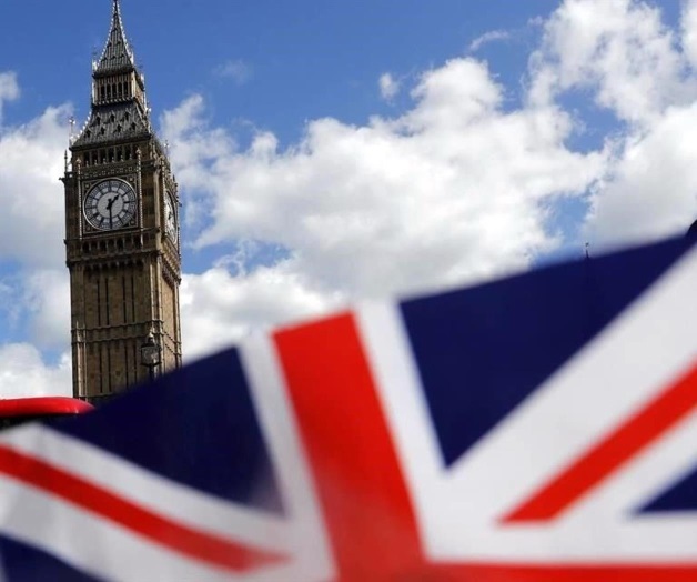 Hackers atacan Parlamento británico Hackers atacan Parlamento británico