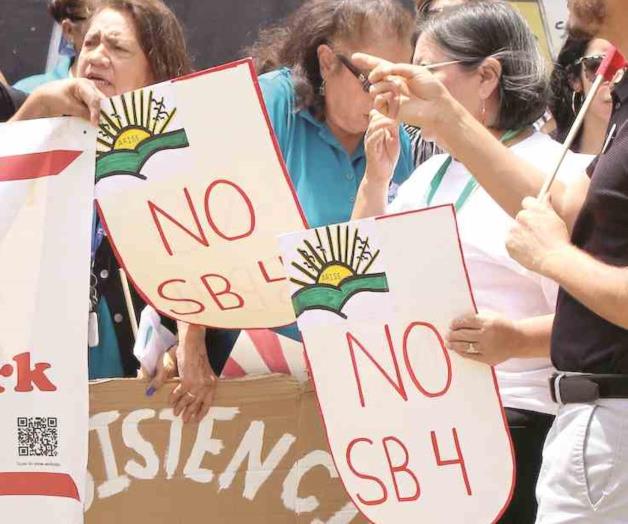 Activistas en contra de proyecto ley SB4. Viajan a San Antonio para atender audiencia Activistas en contra de proyecto ley SB4. Viajan a San Antonio para atender audiencia