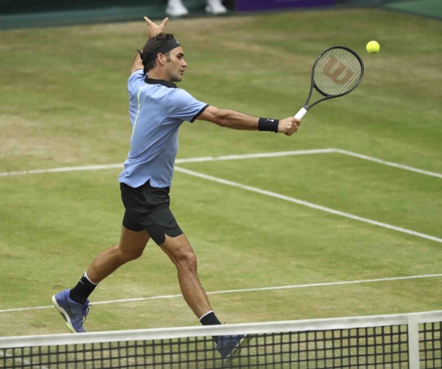 Roger Federer llega a la final de Halle Roger Federer llega a la final de Halle