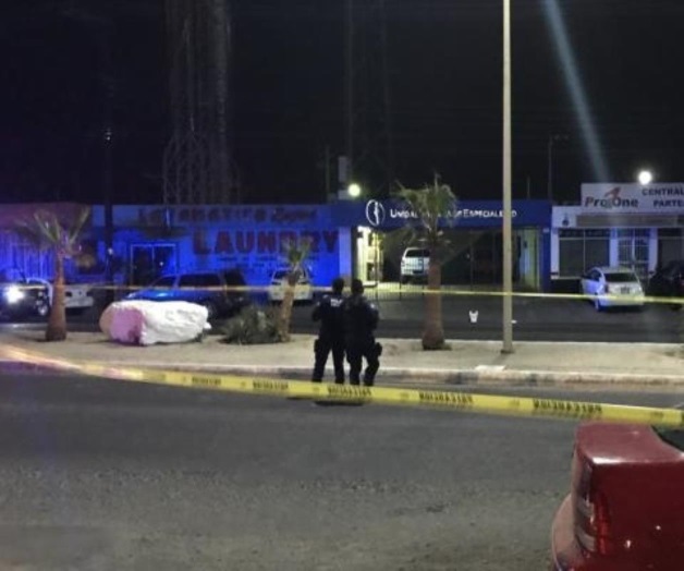 Hallan hielera con restos humanos en La Paz, BCS Hallan hielera con restos humanos en La Paz, BCS