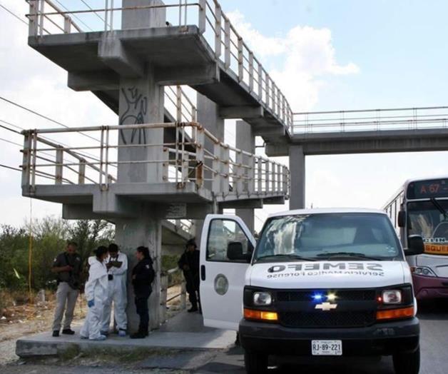 Hallazgo de hombre colgado en un puente Hallazgo de hombre colgado en un puente