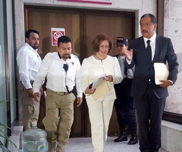 Apruaba Congreso de Veracruz desafuero de Eva Cadena Apruaba Congreso de Veracruz desafuero de Eva Cadena