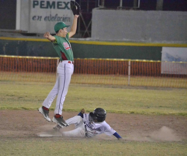 ¡QUÉ LES PASÓ! ¡QUÉ LES PASÓ!