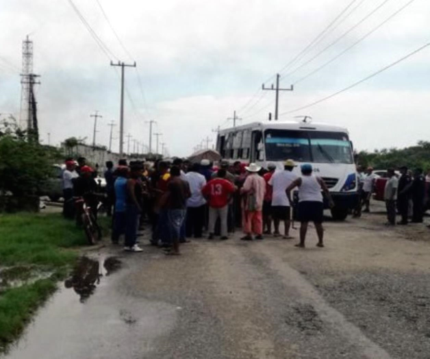 Alerta por derrame en refinería Alerta por derrame en refinería