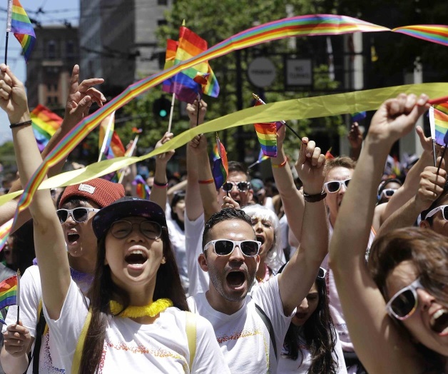 Orgullo gay en EU; protestas en desfiles Orgullo gay en EU; protestas en desfiles