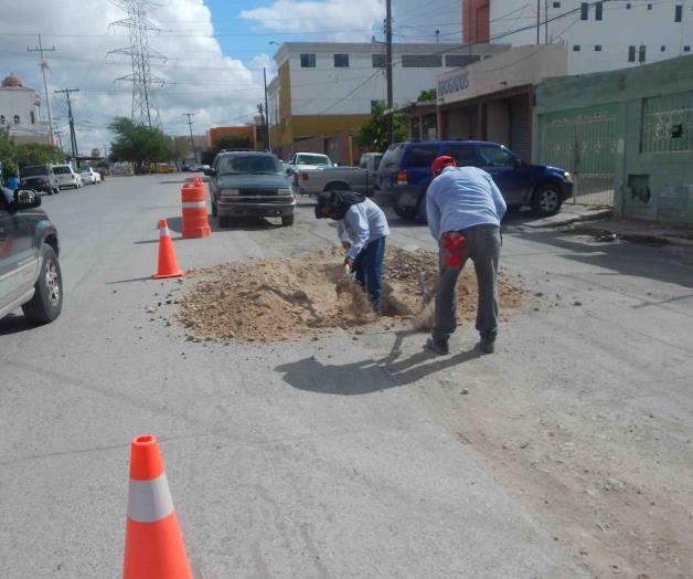 Repara Comapa tramo parareponer la carpeta asfáltica Repara Comapa tramo parareponer la carpeta asfáltica