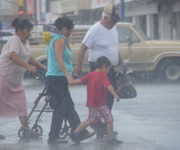Azotan lluvias la ciudad Azotan lluvias la ciudad