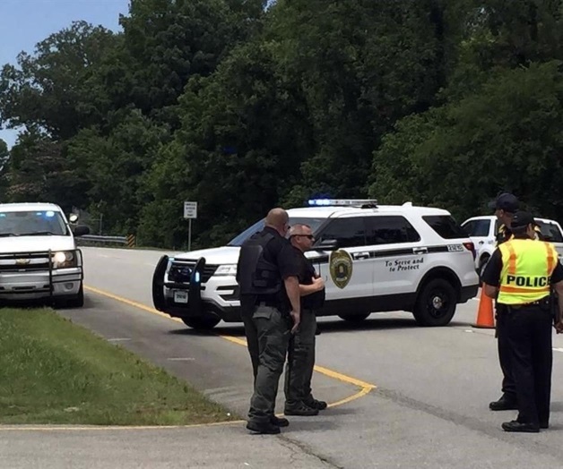 Cierran base militar por hombre armado Cierran base militar por hombre armado