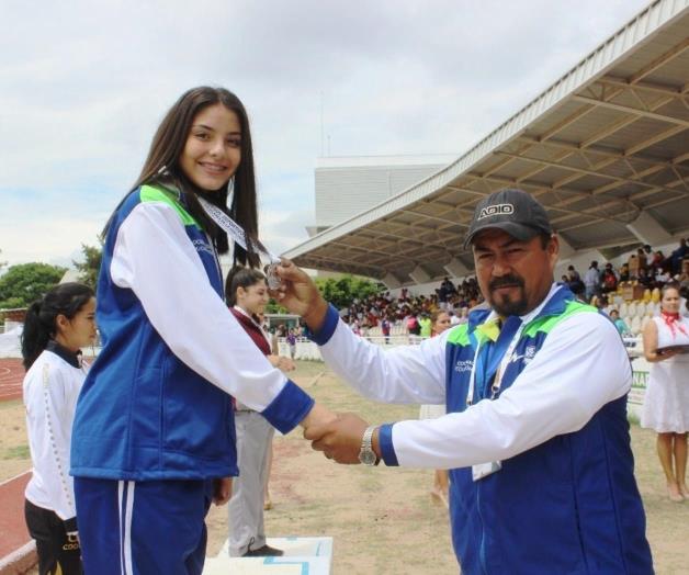 Acarició la gloria Acarició la gloria